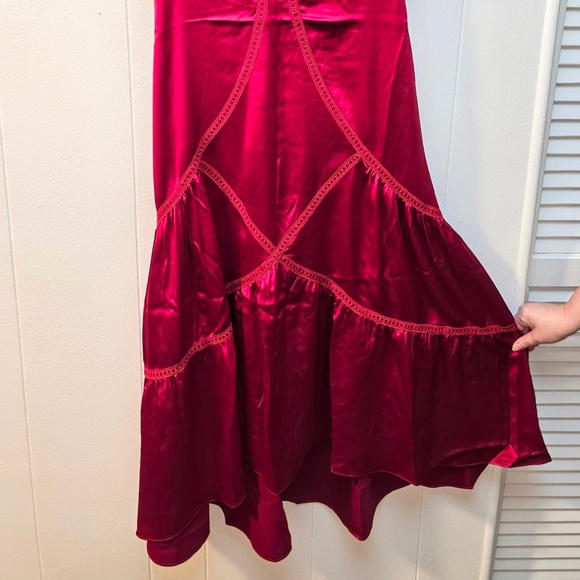 Size Large Max Studio London Flutter Sleeve Satin Midi Dress - NWT! - Picture 9 of 11